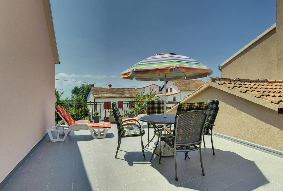 Apartments Danilo Медулин Екстер'єр фото